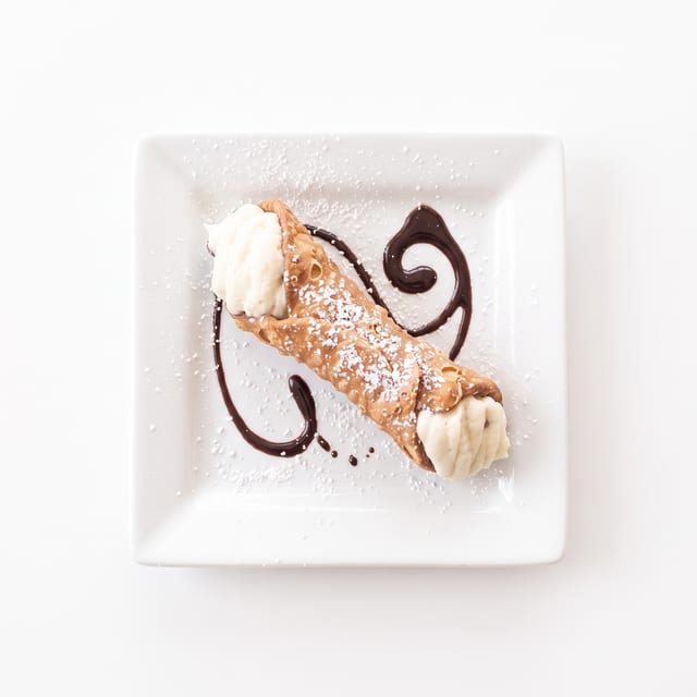 Cannoli.
